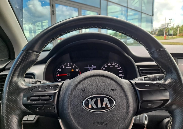 Kia Stonic cena 69900 przebieg: 69845, rok produkcji 2019 z Osiek małe 301